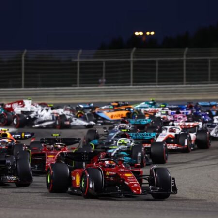 รถแข่ง F1 เติมน้ำมันอะไร ?